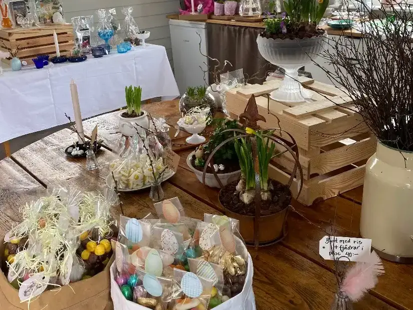 bild på olika föremål som såldes under senaste pop-up tillfället